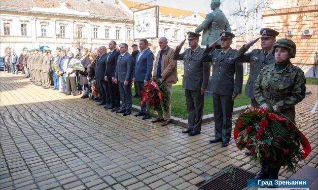 U Zrenjaninu obeležen  Dan sećanja na žrtve NATO agresije na našu zemlju