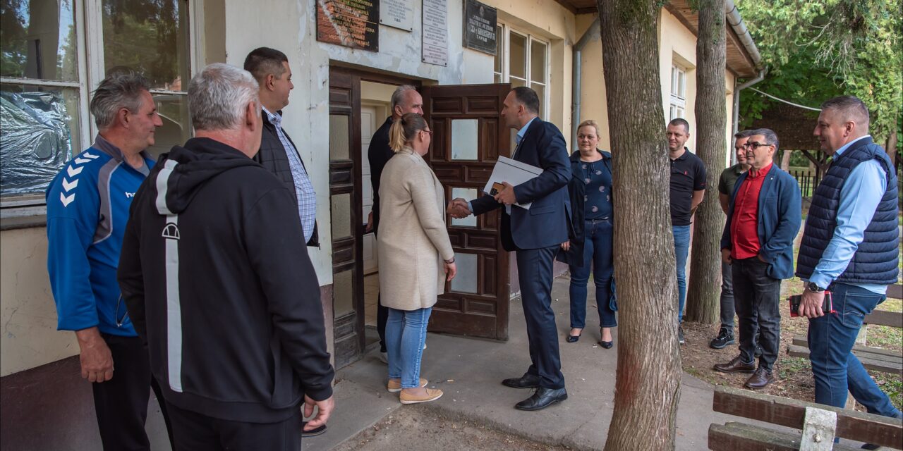 “Da nam sela budu bliža” gradonačelnik sa saradnicima posetio Taraš 