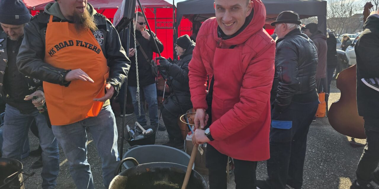 13. „Festival čvaraka“ u Mužlji okupio veliki broj posetilaca (VIDEO)